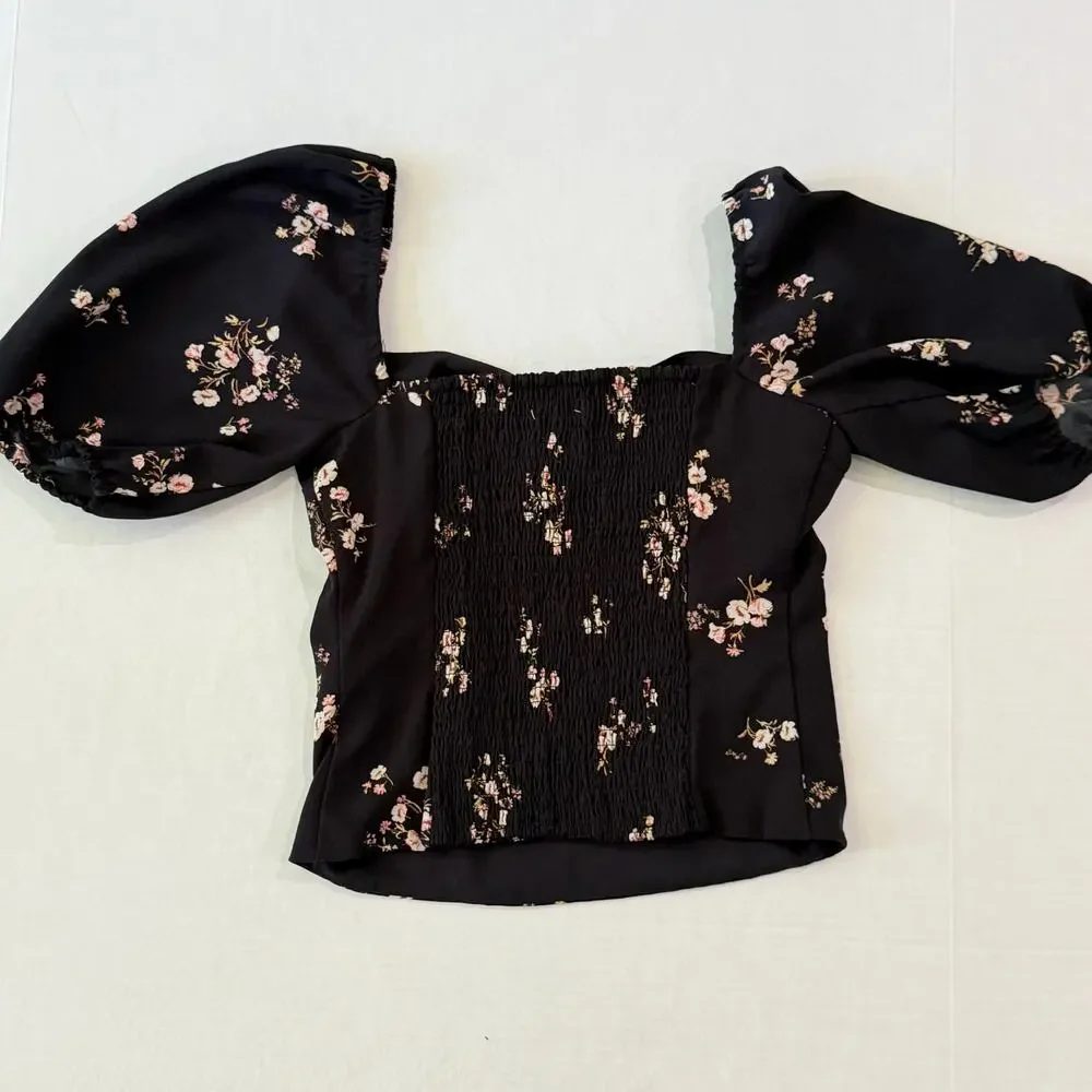 Abercrombie & Fitch Black Floral Smocked Puff Sleeve Crop Top Size S Cottagecore
